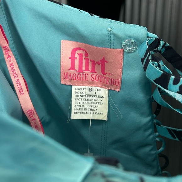 Women’s Flirt Maggie Sottero Blue Black Geometric Strapless Mini Dress Size 8 - Picture 3 of 6